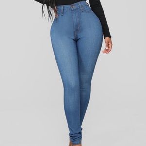 NWT FASHIONOVA HIGH WAIST SKINNY JEANS